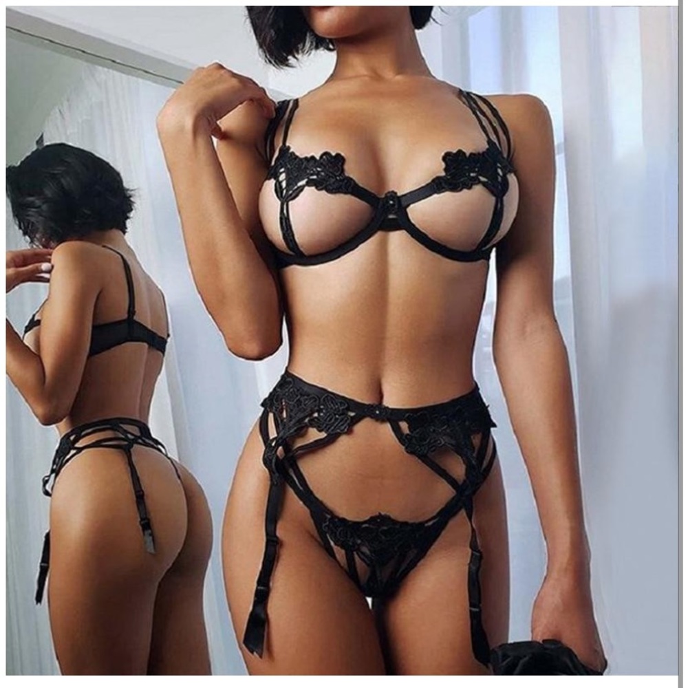 Neith Thalia Bralette Set